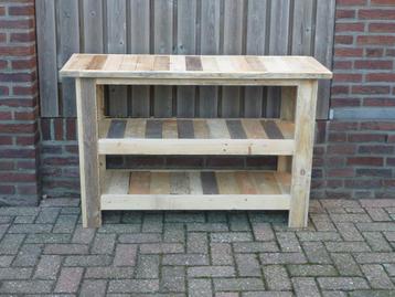 wandtafel, oppottafel , sidetable  gemaakt van sloophout 