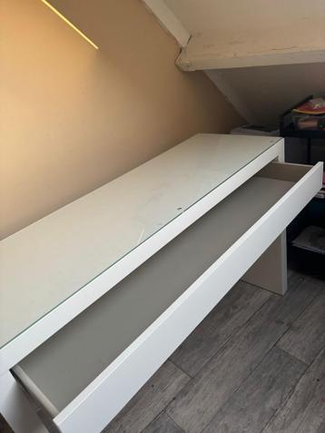 IKEA Malm Toilettafel - Wit met glazen blad - afbeelding 4 IKEA Malm Toilettafel - Wit met glazen blad - afbeelding 4