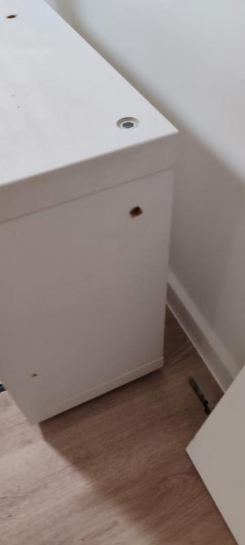 IKEA Besta kasten met ophangbeugels en onderverlichting - afbeelding 5 IKEA Besta kasten met ophangbeugels en onderverlichting - afbeelding 5