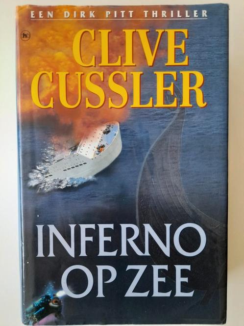Clive Cussler - Inferno op zee, Boeken, Thrillers, Gelezen, Ophalen of Verzenden