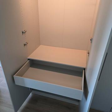 Complete Beige Pax Kast Ikea kledingkast 237 x 200 cm - afbeelding 15 Complete Beige Pax Kast Ikea kledingkast 237 x 200 cm - afbeelding 15