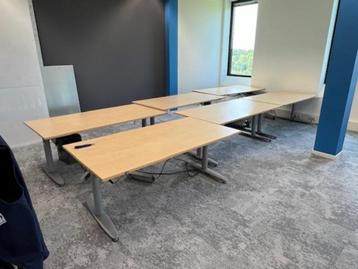 Elektrisch Kinnarps Bureau160x80xH62-85cm met kabelgoot,24st - afbeelding 13 Elektrisch Kinnarps Bureau160x80xH62-85cm met kabelgoot,24st - afbeelding 13