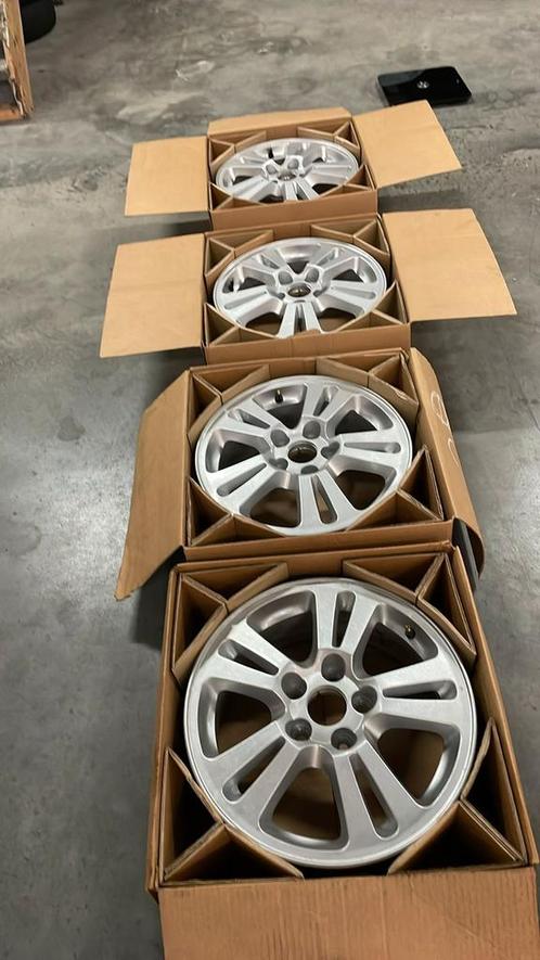 Nieuwe Velgen in doos voor o.a. Saab 6,5x16 inch, Auto-onderdelen, Banden en Velgen, Velg(en), All Season, 16 inch, Nieuw, Ophalen of Verzenden