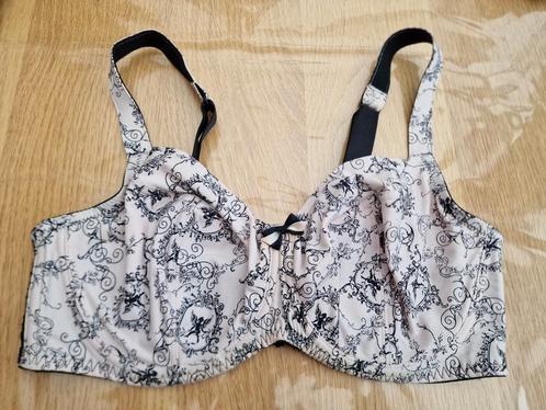 ZGAN Hunkemöller beugel BH mt 75F rose met zwarte print, Kleding | Dames, Ondergoed en Lingerie, BH, Zwart, Ophalen of Verzenden