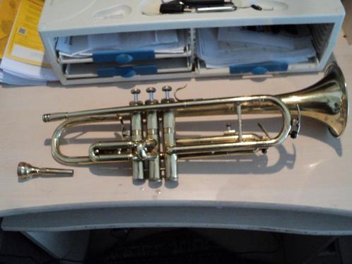 Trompet in pr. staat te koop. merk: Polmuz de Lux, Muziek en Instrumenten, Blaasinstrumenten | Trompetten, Gebruikt, Bes-trompet