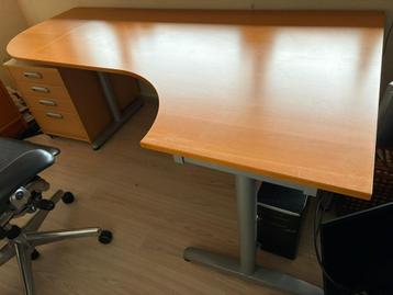Bureau met opbergkast - gratis ophalen - afbeelding 1 Bureau met opbergkast - gratis ophalen - afbeelding 1