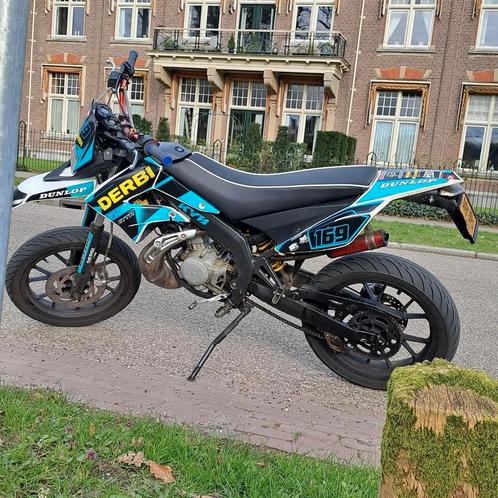 derbi senda drd x-treme limited editon 2017, Fietsen en Brommers, Brommers | Derbi, Gebruikt, Maximaal 45 km/u, Ophalen of Verzenden