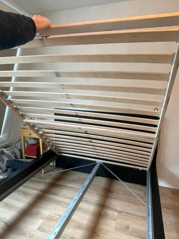 IKEA Malm 140x200 bedframe - afbeelding 2 IKEA Malm 140x200 bedframe - afbeelding 2