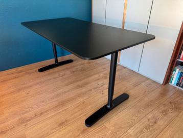 IKEA Bekant Bureau Zwart 160x80cm - afbeelding 1 IKEA Bekant Bureau Zwart 160x80cm - afbeelding 1
