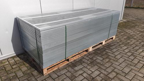 Metalen Geperforeerde Platen Plaat Nieuw (200 stuks), Doe-het-zelf en Verbouw, Metalen, Gebruikt, IJzer, Ophalen of Verzenden