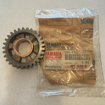 YAMAHA Part 5X5-17221-00 NOS 2nd Wheel Gear 