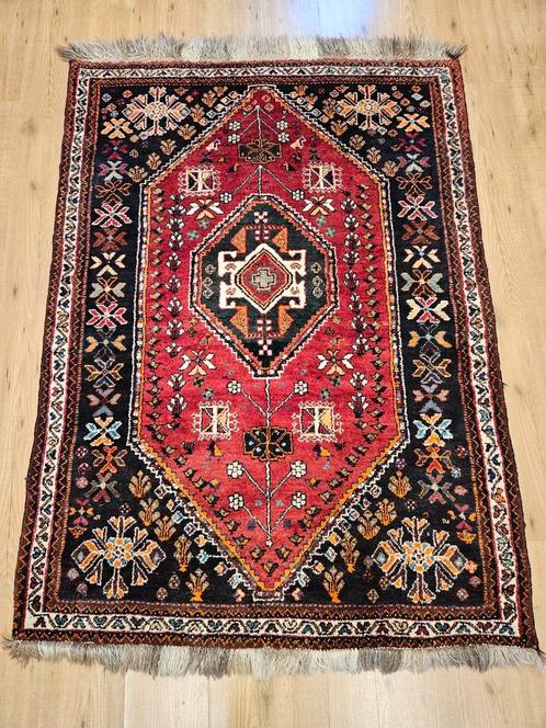 Vintage handgeknoopt perzisch tapijt qashqai 185x126, Huis en Inrichting, Stoffering | Tapijten en Kleden, Gebruikt, 100 tot 150 cm