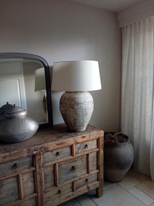 Prachtige grote XL kruiklamp met beige /zand kleurige kap, Huis en Inrichting, Lampen | Lampenkappen, Zo goed als nieuw, 50 cm of meer