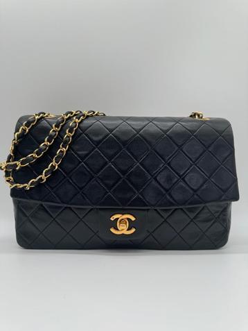 Chanel medium single flap 