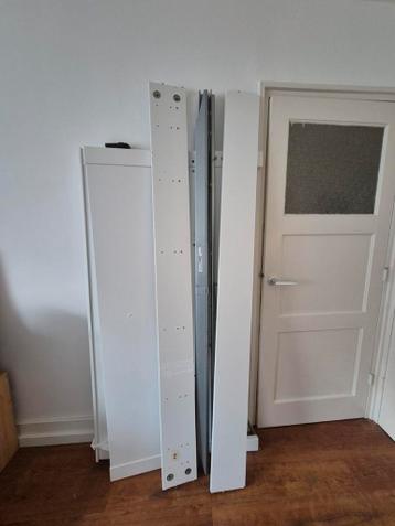 IKEA Songesand bedframe 160x200 cm, gebruikt, in goede staat - afbeelding 1 IKEA Songesand bedframe 160x200 cm, gebruikt, in goede staat - afbeelding 1