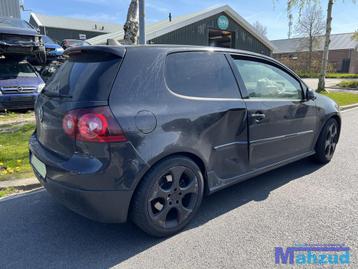 VW GOLF 5 Zwart LC9Z Tankklep 2004-2008