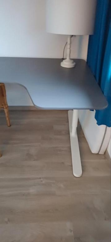 Ikea Bekant Hoekbureau - Praktisch en Stijlvol - afbeelding 2 Ikea Bekant Hoekbureau - Praktisch en Stijlvol - afbeelding 2