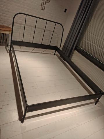 Kopardal IKEA bedframe 140x200 - Stevig en compleet - afbeelding 1 Kopardal IKEA bedframe 140x200 - Stevig en compleet - afbeelding 1