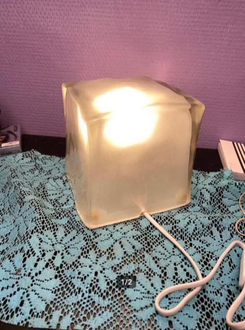 Ikea kiviken ice cube lamp, Huis en Inrichting, Lampen | Tafellampen, Zo goed als nieuw, Minder dan 50 cm, Glas, Ophalen of Verzenden