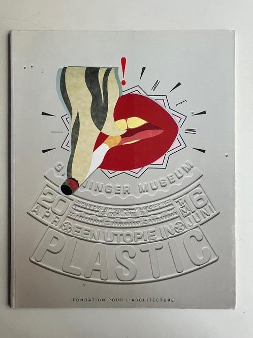 EEN UTOPIE IN PLASTIC Groninger museum 1996 tekst catalogus, Boeken, Kunst en Cultuur | Fotografie en Design, Nieuw, Overige onderwerpen