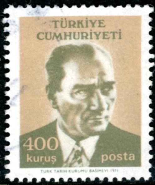 Turkije 2215 - Ataturk, Postzegels en Munten, Postzegels | Europa | Overig, Gestempeld, Overige landen, Ophalen of Verzenden