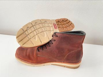 Levi Desert boots 