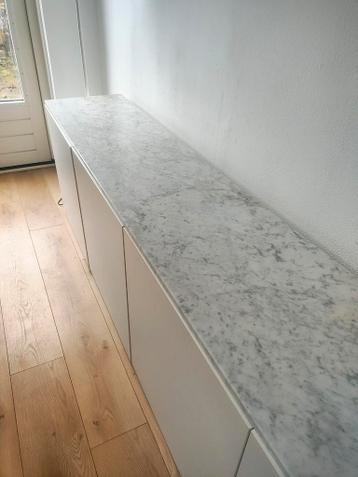 Ikea Besta kasten wit met op maat gemaakt marmeren blad - afbeelding 2 Ikea Besta kasten wit met op maat gemaakt marmeren blad - afbeelding 2