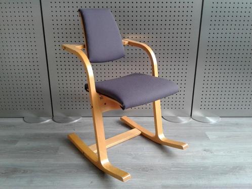 1x Stokke (Variér) Actulum (Grijs), Heel Mooi!, Huis en Inrichting, Stoelen, Zo goed als nieuw, Eén, Hout, Metaal, Stof, Overige materialen