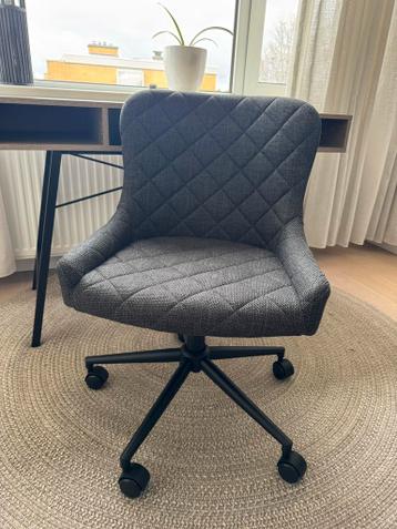 Bureau & Bureaustoel Jysk - Zo Goed Als Nieuw! - afbeelding 3 Bureau & Bureaustoel Jysk - Zo Goed Als Nieuw! - afbeelding 3