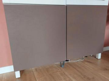 2x Ikea Besta kasten met poten 75 x 60 x 22 cm - afbeelding 1 2x Ikea Besta kasten met poten 75 x 60 x 22 cm - afbeelding 1