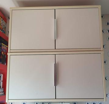 4 witte Ikea Effektiv hangkasten - afbeelding 2 4 witte Ikea Effektiv hangkasten - afbeelding 2