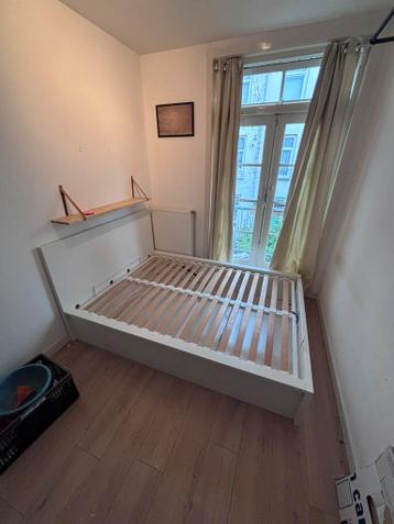 Ikea bedframe 140x200cm met opbergruimte - afbeelding 1 Ikea bedframe 140x200cm met opbergruimte - afbeelding 1