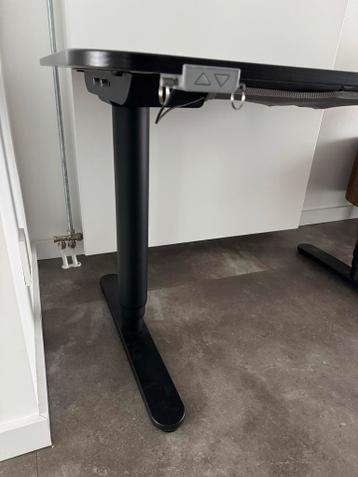 IKEA Bekant Zit-Sta Bureau Elektrisch - Zwart - afbeelding 12 IKEA Bekant Zit-Sta Bureau Elektrisch - Zwart - afbeelding 12