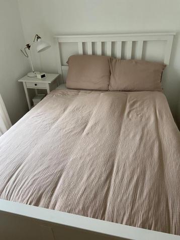 IKEA Hemnes Bed 140cm - Wit - afbeelding 1 IKEA Hemnes Bed 140cm - Wit - afbeelding 1