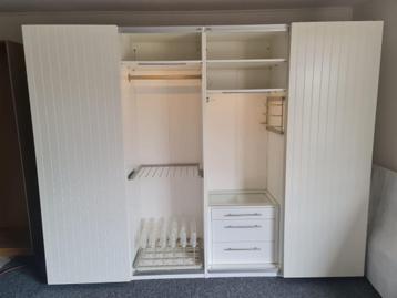 Kledingkast ikea pax 3.00m (4x75cm). Leveren en monteren mgl - afbeelding 19 Kledingkast ikea pax 3.00m (4x75cm). Leveren en monteren mgl - afbeelding 19