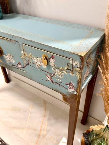 Unieke chinese sidetable/ladekast