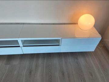 IKEA Besta Tv- meubel/dressoir/wandmeubel 240 cm lang - afbeelding 2 IKEA Besta Tv- meubel/dressoir/wandmeubel 240 cm lang - afbeelding 2