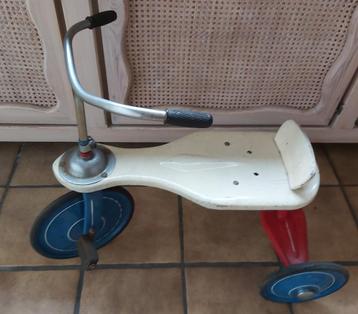 driewieler fietsje vintage jaren 60 metaal