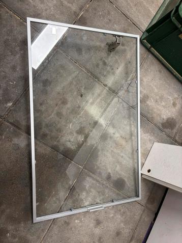 Ikea Besta lades, frontjes hoogglans wit & glazen fronten - afbeelding 8 Ikea Besta lades, frontjes hoogglans wit & glazen fronten - afbeelding 8