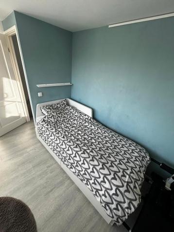 IKEA FLEKKE witte uitschuifbare bedbank 80 x 200 cm - afbeelding 3 IKEA FLEKKE witte uitschuifbare bedbank 80 x 200 cm - afbeelding 3