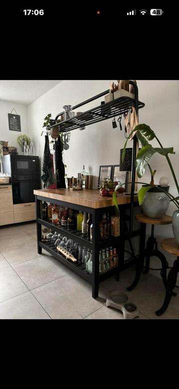 Zeer nette Vadholma keukenwiland van ikea compleet - afbeelding 1 Zeer nette Vadholma keukenwiland van ikea compleet - afbeelding 1