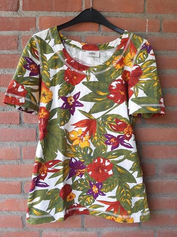 Taifun top met bloem en bladeren design maat S 