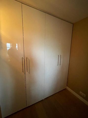 IKEA 2 witte PAX kasten 100x58x236, 200,- per kast - afbeelding 2 IKEA 2 witte PAX kasten 100x58x236, 200,- per kast - afbeelding 2