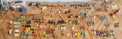 Heel veel Playmobil; 40 poppetjes en wat extra Playmobil, Kinderen en Baby's, Speelgoed | Playmobil, Zo goed als nieuw, Ophalen of Verzenden