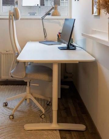 Ikea Bekant 160 x 80 cm - afbeelding 1 Ikea Bekant 160 x 80 cm - afbeelding 1