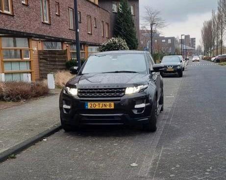 Land Rover Range Rover Evoque 2.2 TD4 4WD AUT 2012 Zwart, Auto's, Land Rover, Particulier, 4x4, ABS, Achteruitrijcamera, Adaptieve lichten