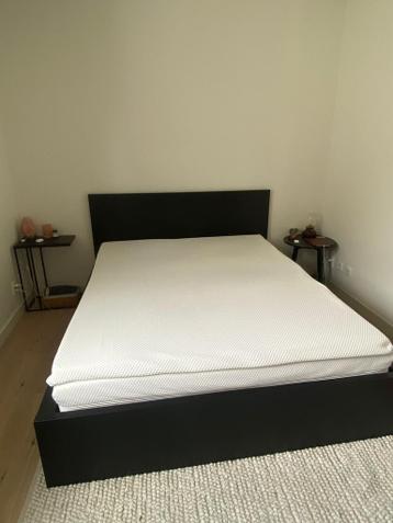 Tweepersoonsbed - 160x200 (IKEA MALM) + matras + topper - afbeelding 2 Tweepersoonsbed - 160x200 (IKEA MALM) + matras + topper - afbeelding 2