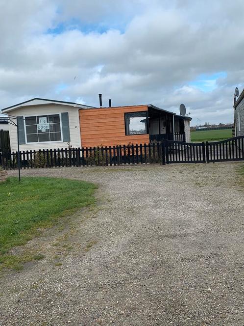 Te koop Chalet in wognum op grote kavel, Caravans en Kamperen, Stacaravans, tot en met 4, Ophalen of Verzenden