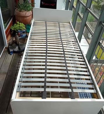 BED frame ASKVOLL 90x200 cm IKEA bedframe - afbeelding 1 BED frame ASKVOLL 90x200 cm IKEA bedframe - afbeelding 1