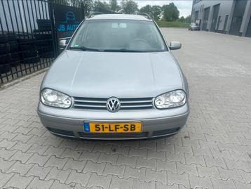 Volkswagen Golf 1.6 Variant 77KW 2002 Grijs